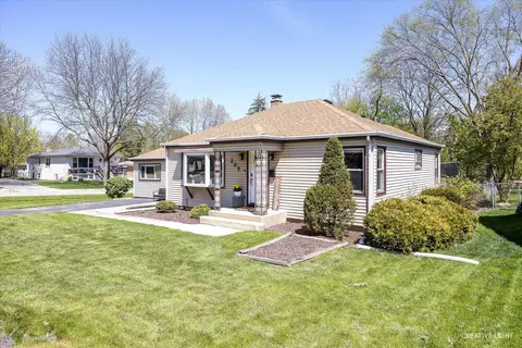 Exterior - 205 Home Ave, Itasca, IL 60143 photo 2 of 5