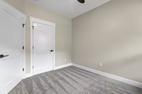 Bedroom - 11950 Southgate Rd, Roscoe, IL 61073 photo 5 of 6