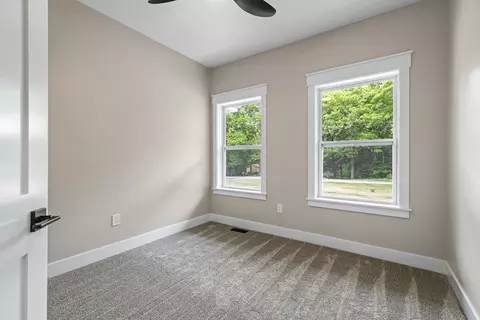 Bedroom - 11950 Southgate Rd, Roscoe, IL 61073 photo 3 of 6
