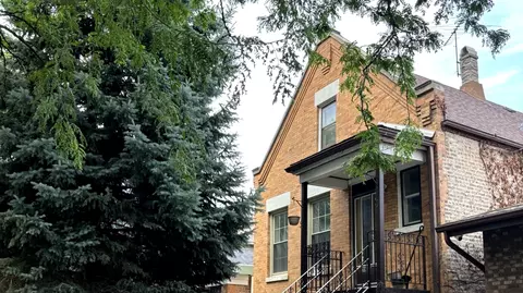 3839 S Wood St, Chicago, IL 60609