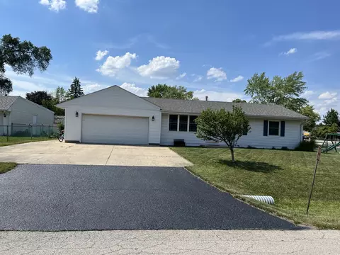 6 N188 Clyde Ct, Saint Charles, IL 60174