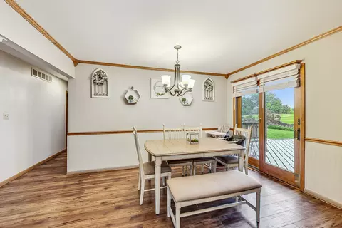Dining - 1660 Lin Lor Ct, Elgin, IL 60123 photo 2 of 3