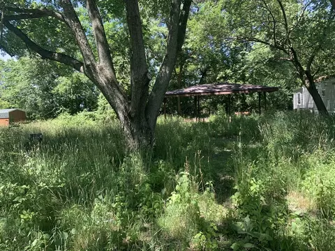 29319 Woodhaven, Sublette, IL 61367