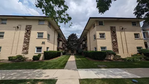 4233 N Keeler Ave #2B, Chicago, IL 60641