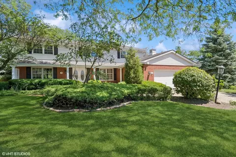 113 Surrey Ln, Burr Ridge, IL 60527