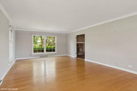 113 Surrey Ln, Burr Ridge, IL 60527 photo 3