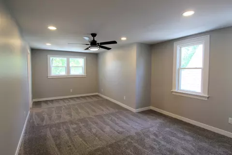 Bedroom - 556 S Evergreen Ave, Kankakee, IL 60901 photo 3 of 8