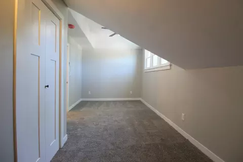 Bedroom - 556 S Evergreen Ave, Kankakee, IL 60901 photo 5 of 8