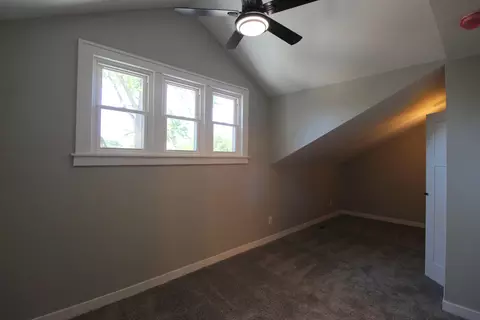Bedroom - 556 S Evergreen Ave, Kankakee, IL 60901 photo 6 of 8