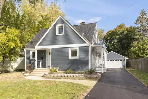 507 S Blanchard St, Wheaton, IL 60187