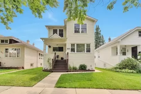2231 N 75th Ave, Elmwood Park, IL 60707