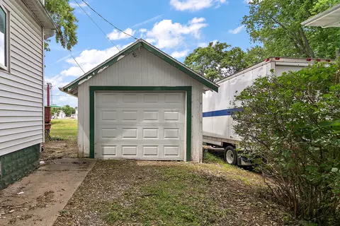 Other - 306 E Cherry St, Watseka, IL 60970 photo 2 of 2