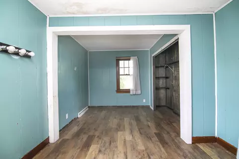 Bedroom - 306 E Cherry St, Watseka, IL 60970 photo 6 of 7