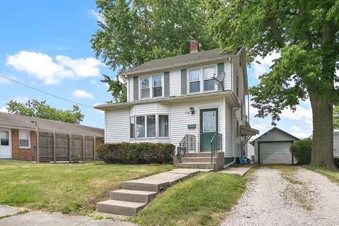 306 E Cherry St, Watseka, IL 60970