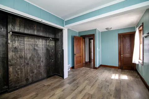 Bedroom - 306 E Cherry St, Watseka, IL 60970 photo 7 of 7