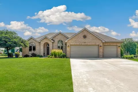 3323 E Forestview Trl, Crete, IL 60417