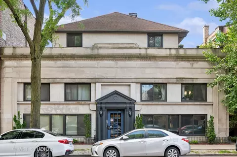 909 W Diversey Pkwy #2W, Chicago, IL 60614
