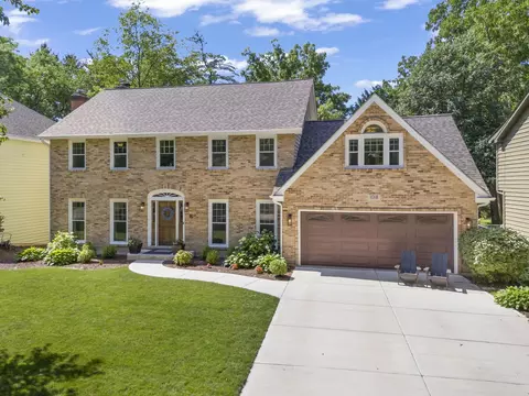1018 Shimer Ct, Naperville, IL 60565
