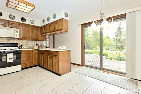 Kitchen - 24837 W Crabtree Ln, Ingleside, IL 60041 photo 1 of 5