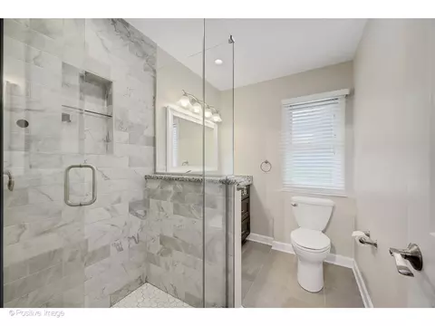 Bath - 1120 Grant St, Wheaton, IL 60189 photo 1 of 2