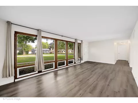 Living - 1120 Grant St, Wheaton, IL 60189 photo 2 of 2