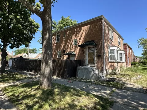1900 N Nashville Ave, Chicago, IL 60707