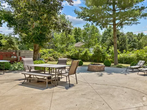 27 E James Way, Cary, IL 60013 photo 25