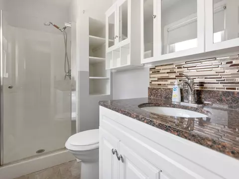 27 E James Way, Cary, IL 60013 photo 17