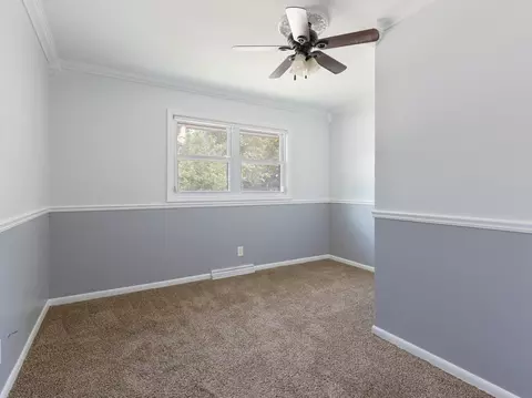 27 E James Way, Cary, IL 60013 photo 13