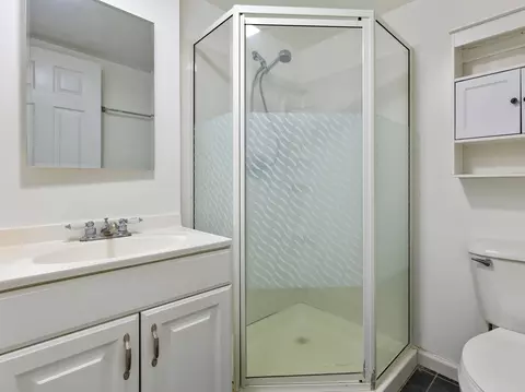 27 E James Way, Cary, IL 60013 photo 21