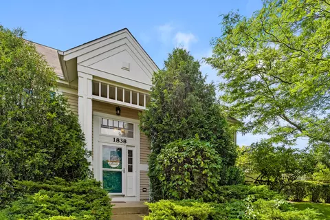 1838 Concord Dr, Glendale Heights, IL 60139