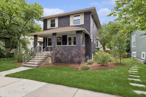 816 Lyman Ave, Oak Park, IL 60304