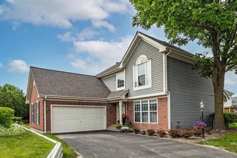 36216 N Old Creek Ct, Gurnee, IL 60031