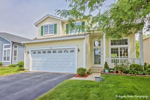 4452 W Butternut Ln, Waukegan, IL 60085