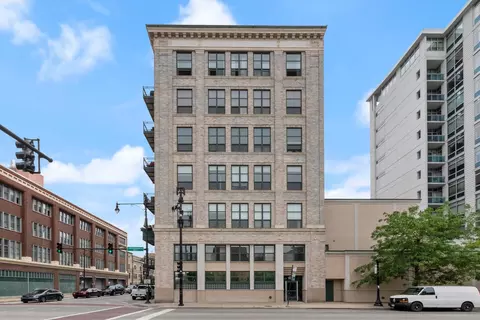 1801 S Michigan Ave #604, Chicago, IL 60616