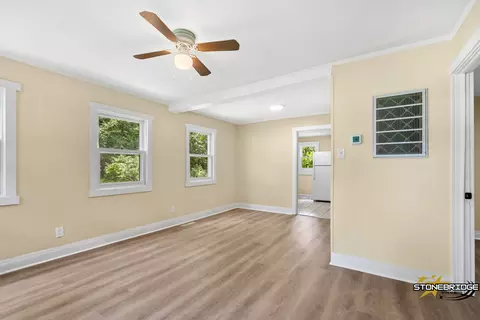 Living - 5207 W Orchard Dr, Mchenry, IL 60050 photo 1 of 2