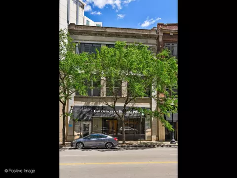 1617 S Michigan Ave #203, Chicago, IL 60616
