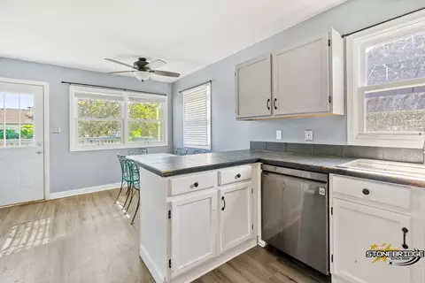 3205 W Bretons Dr, Mchenry, IL 60050 photo 4