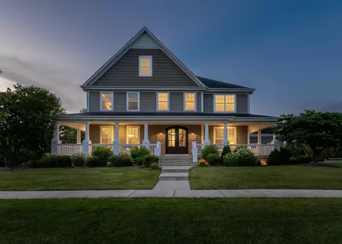 38 W598 Berquist Dr, Geneva, IL 60134