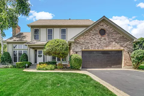 218 Stone Fence Rd, Vernon Hills, IL 60061