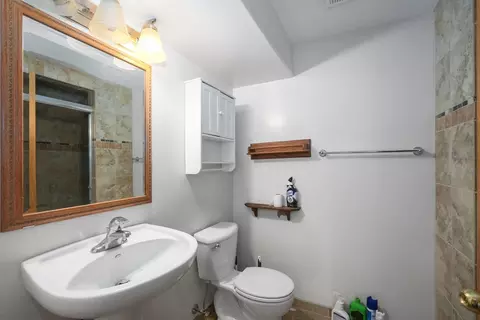 Bath - 6305 Clifton Ct, Plainfield, IL 60586 photo 4 of 4