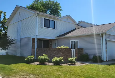635 Breakers Pt, Schaumburg, IL 60194