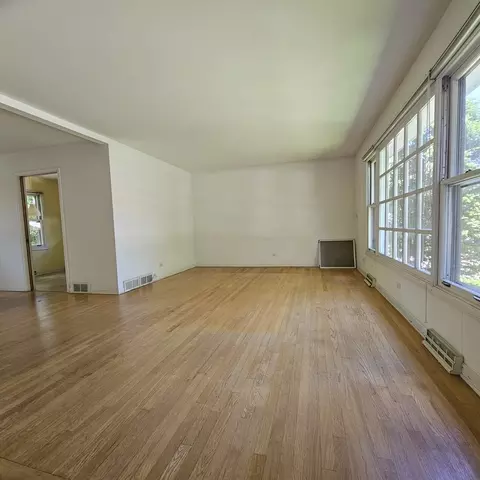 Living - 400 E Allison St, Elmhurst, IL 60126 photo 1 of 3