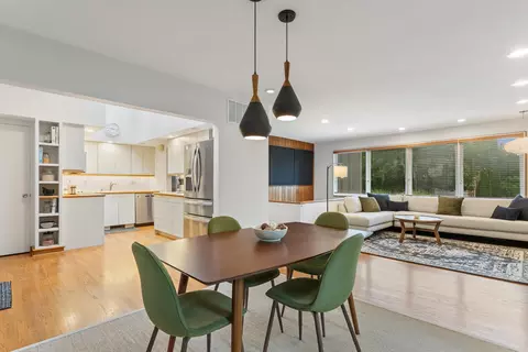 Dining - 6 Willowbrook Ct, Champaign, IL 61820 photo 4 of 4