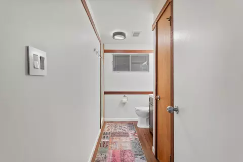 Entry Way - 6 Willowbrook Ct, Champaign, IL 61820 photo 7 of 7