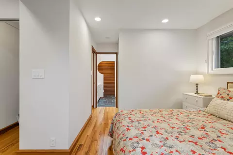 Bedroom - 6 Willowbrook Ct, Champaign, IL 61820 photo 2 of 9