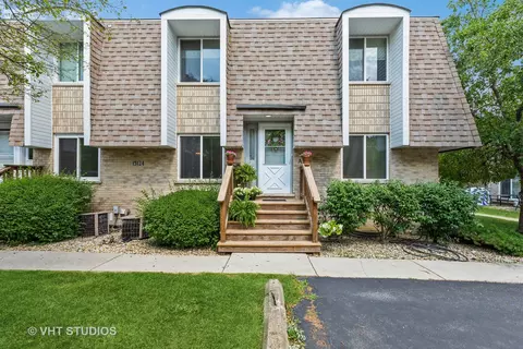15124 Central Ave #A, Oak Forest, IL 60452