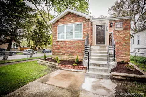 2125 E 93rd St, Chicago, IL 60617