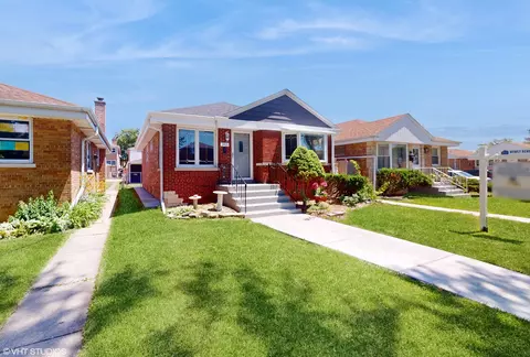 2403 N 77th Ave, Elmwood Park, IL 60707