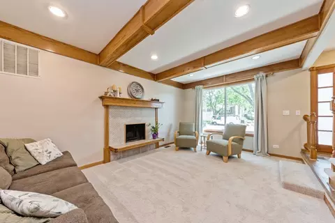 Living - 935 Harrison Ln, Hoffman Estates, IL 60192 photo 1 of 1